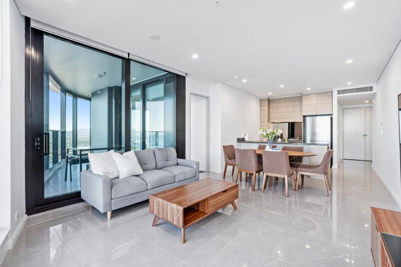 Surfers Paradise New Beachfront Apartments Guldkusten Exteriör bild