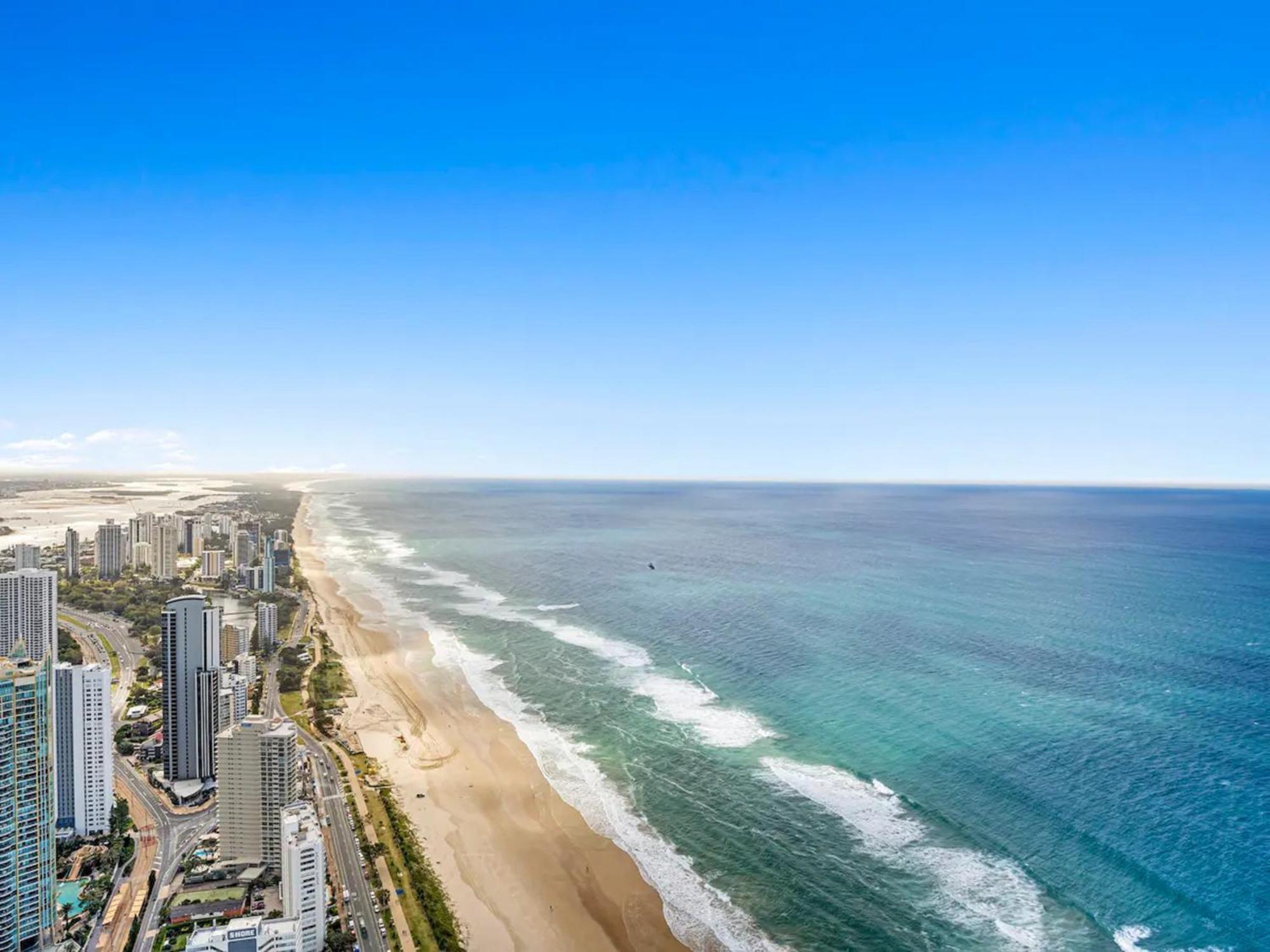 Surfers Paradise New Beachfront Apartments Guldkusten Exteriör bild
