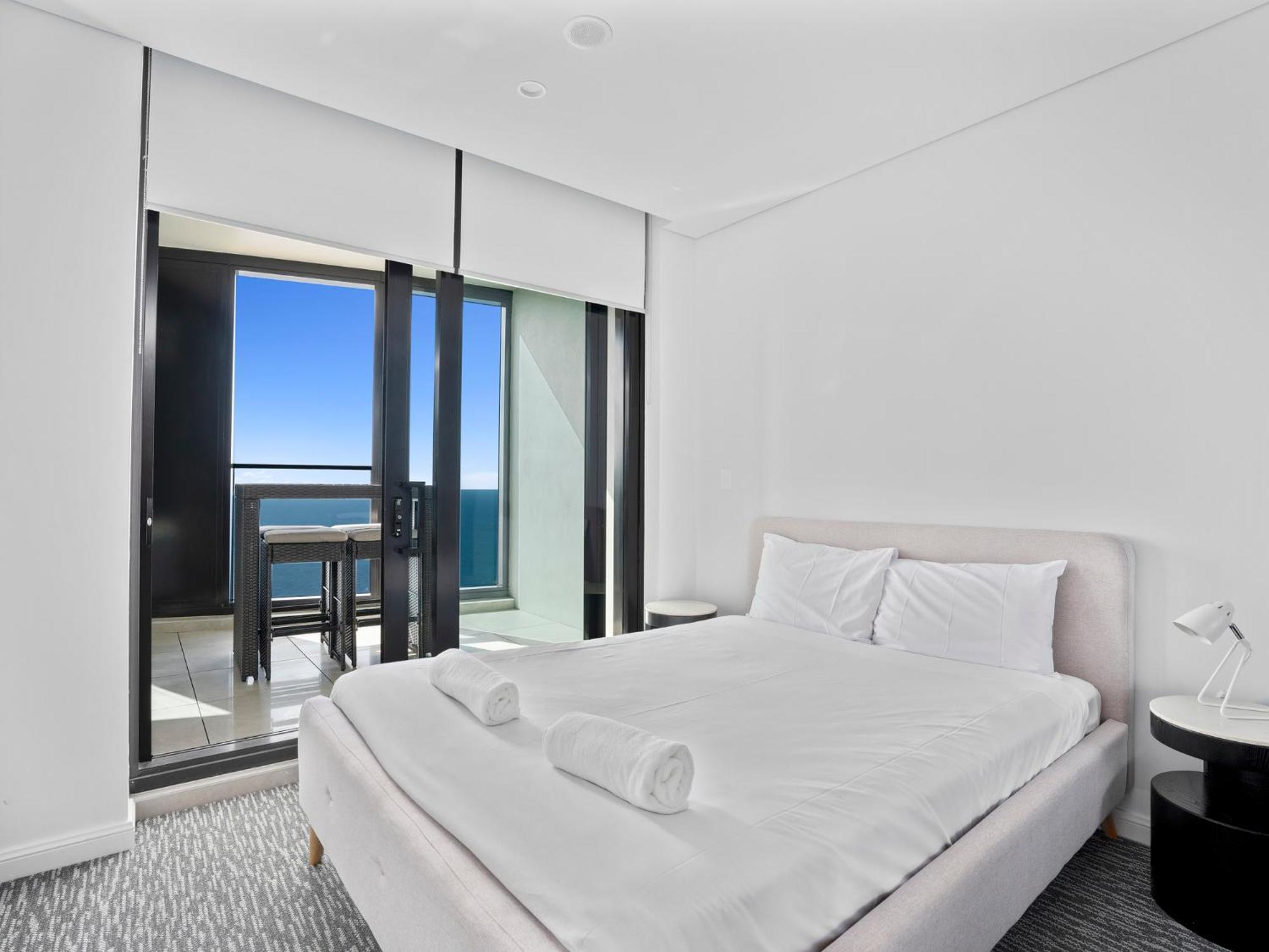 Surfers Paradise New Beachfront Apartments Guldkusten Exteriör bild