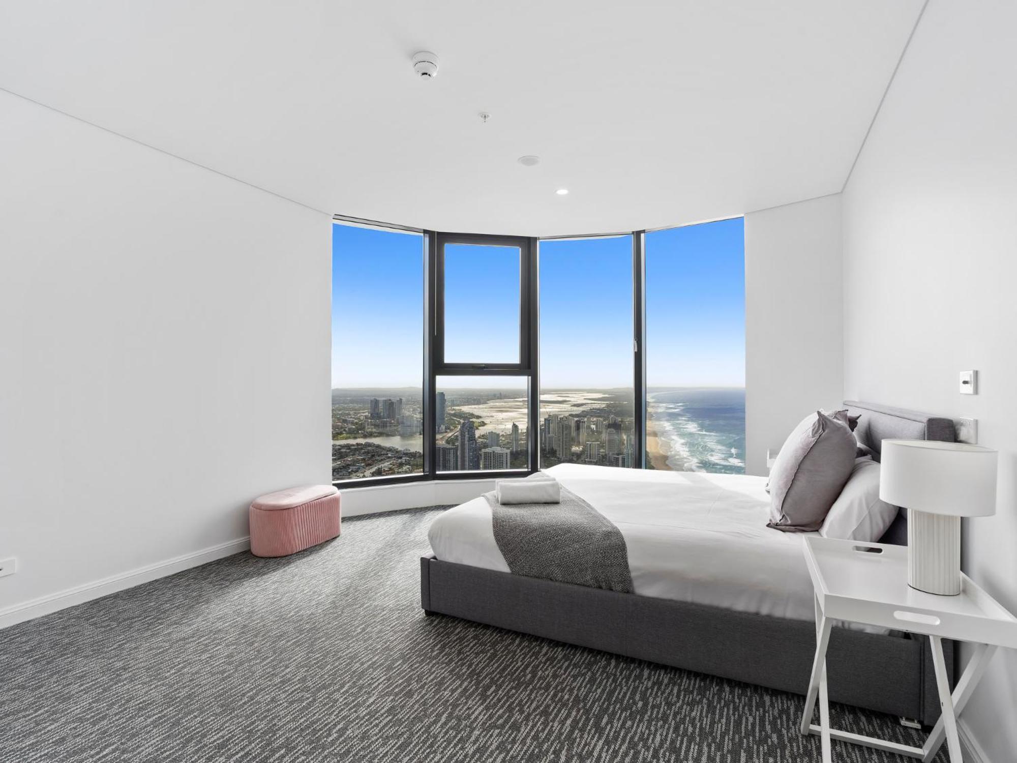 Surfers Paradise New Beachfront Apartments Guldkusten Exteriör bild