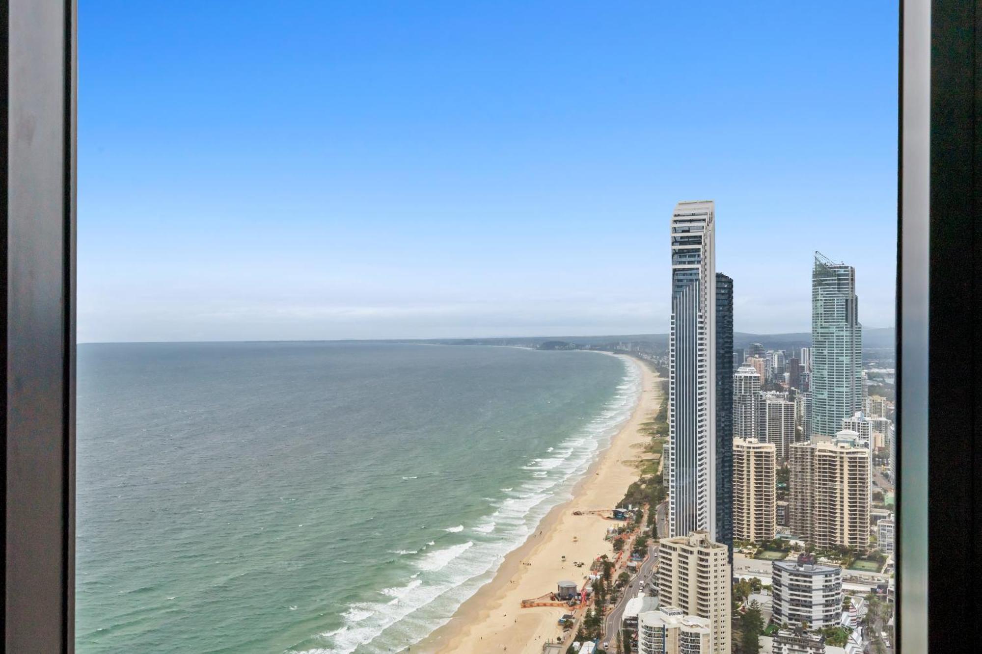 Surfers Paradise New Beachfront Apartments Guldkusten Exteriör bild